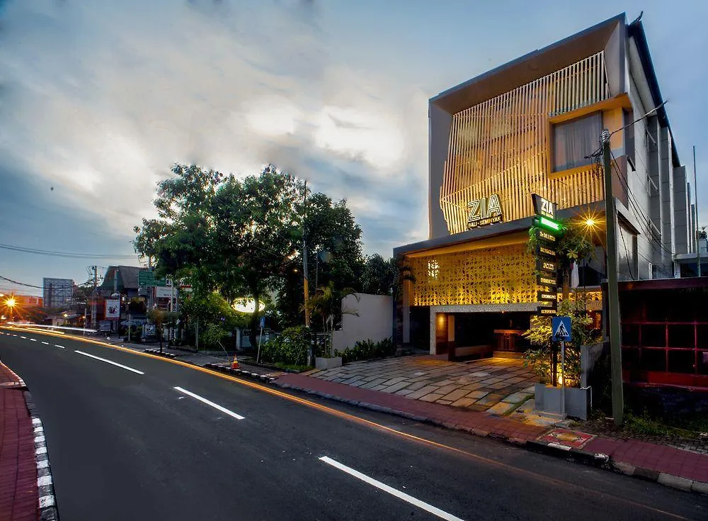 Hotel Daun Bali Seminyak 3*,